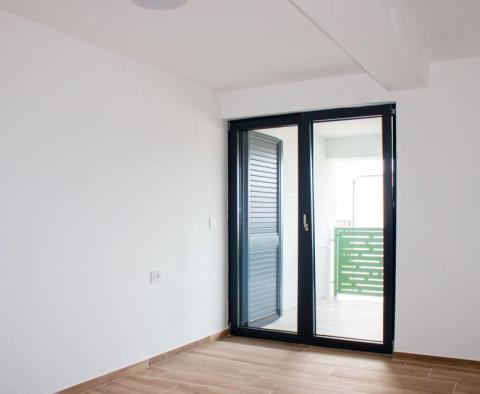 Apartment on the first floor with a spacious terrace, close to the sea! - pic 11