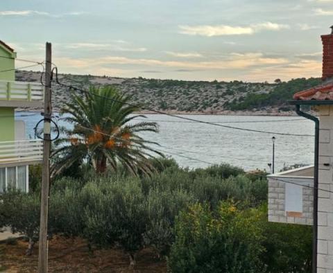 Appartement de standing à 50 m de la mer à Barbat dans une résidence neuve - pic 10