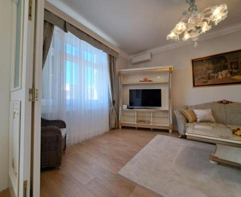 Luxury apartment of 106 m2 in the centre of Rijeka 100 meters from the sea - pic 7