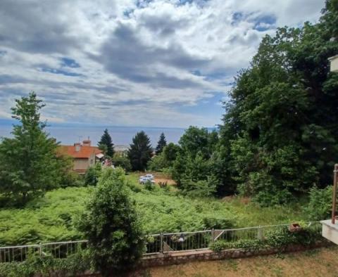 Äußerst ungewöhnliche Wohnung in Lovran mit Meerblick - foto 2