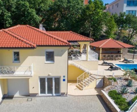 Schöne Villa zum Verkauf in Omišalj, Insel Krk - foto 3