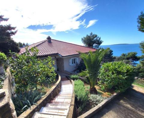 Maison avec vue mer et deux appartements sur l'île romantique de Cres, à 500 mètres de la mer - pic 3