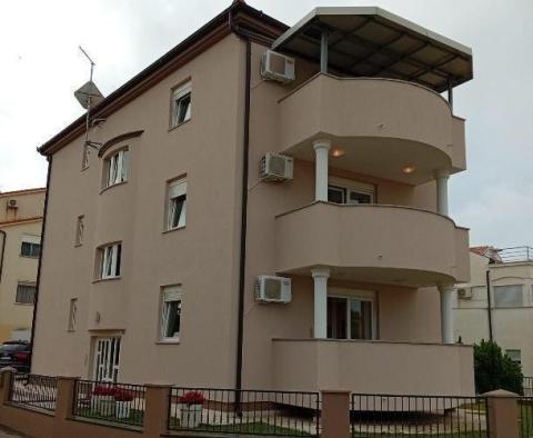 Apart-house with 6 apartments for sale in Medulin, 300 meters from the sea - pic 6