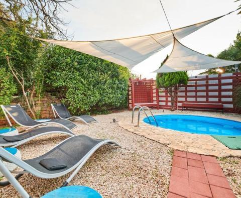 Villa avec piscine dans la périphérie d'Umag, environ. à 3km de la mer - pic 49