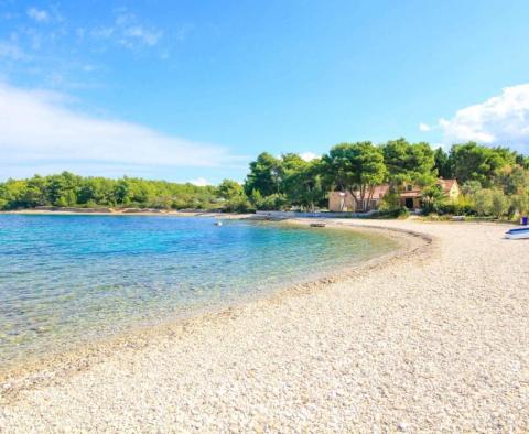 Terrain constructible à 80m de la mer à Supetar, île de Brac - pic 6