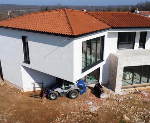 Moderne Villa im Bau in der Gegend von Porec, traditionelles Design - foto 2