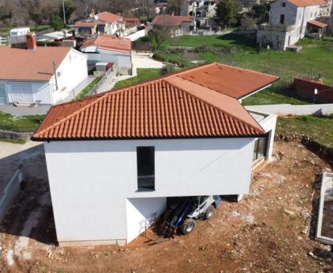 Moderne Villa im Bau in der Gegend von Porec, traditionelles Design - foto 5