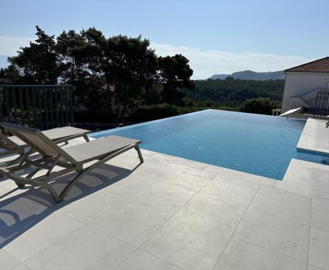 Exceptional villa for sale in Jelsa, Hvar - pic 3