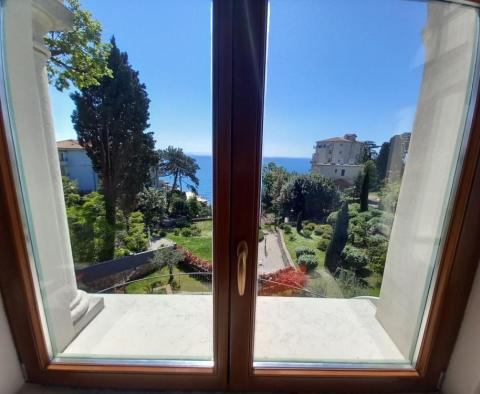 Appartement au premier rang dans le centre d'Opatija - pic 2