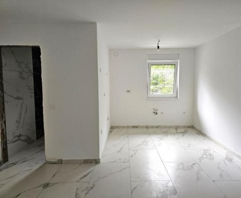 Apartment  with 2 bedrooms + bathroom on the 1st floor of a new building in Soline, Krk - pic 4