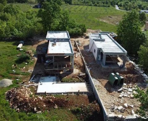 Villa under construction in Svetvinčenat - two similar villas for sale nearby - pic 3