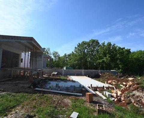 Villa under construction in Svetvinčenat - two similar villas for sale nearby - pic 26