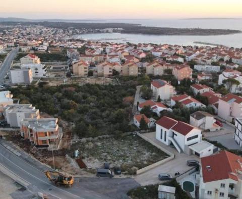 Villetta mitoyenne avec piscine à Novalja, Pag, à 500m de la mer 