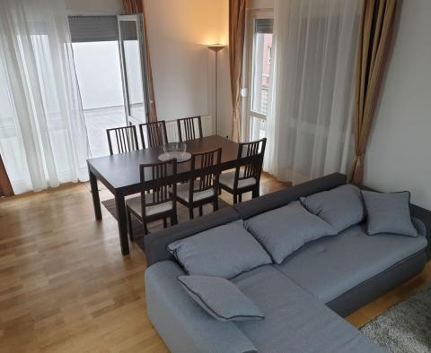 Penthouse 75 m² w spokojnej dzielnicy Odry w Nowym Zagrzebiu, na sprzedaż 