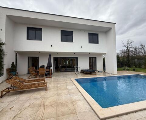 New modern design villa in Rovinj, 7 km from the sea, for sale 