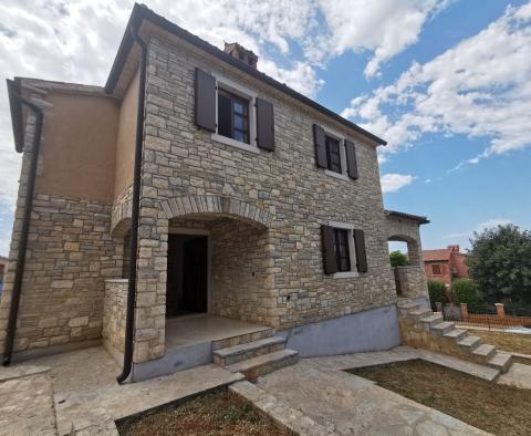  Haus mit Meerblick in Porec, zu verkaufen 