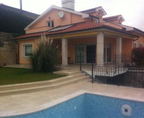 Villa with swimming pool for sale in Lovran 