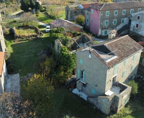 Stone house in Momjan, Buje 