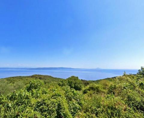 Grundstück zu verkaufen in Rabac, Region Labin, 15.000 m2 mit herrlichem Meerblick 