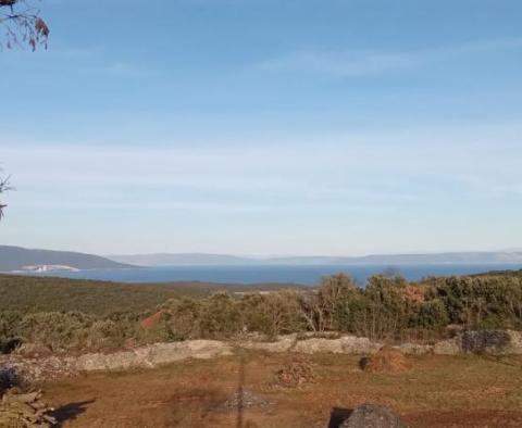 Grundstück mit herrlichem Meerblick in Kavran, Marčana 