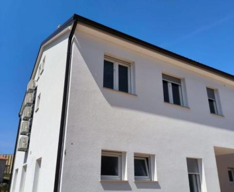 Newly built attached house in Rovinjsko Selo, Rovinj only 7 km from the sea and city centre 