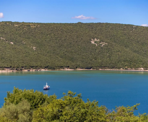 Spacious land plot for sale in Rabac, Labin, 250m from the sea 