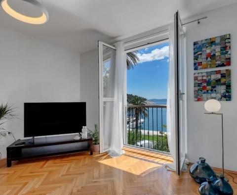 First line apartment in Makarska with open sea views 