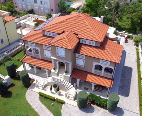 Apartment house near the sea in Funtana near Porec 