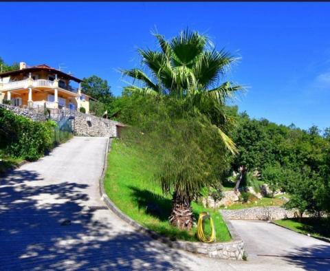 Charmante villa dans la région de Kraj près de Moscenicka Draga avec une vue imprenable sur la mer 