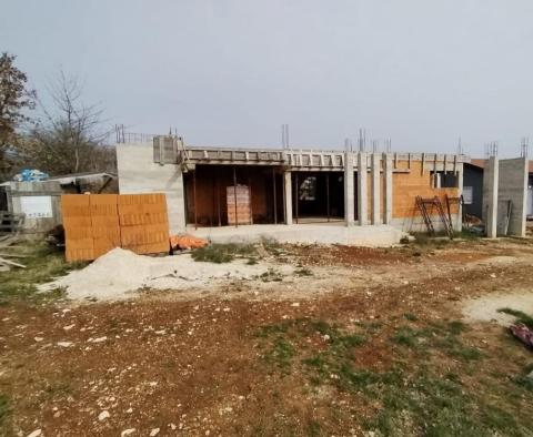 House under construction in Sošići, Kanfanar 