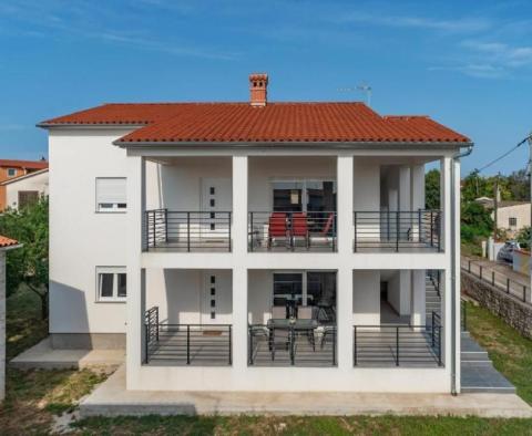 Impressive villa in Ližnjan, 2 km from the sea 