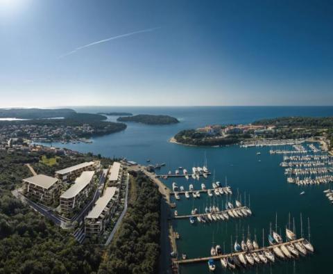 PORTO PULA luxury residence on the 1st line to the by luxury yachting marina! 