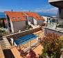 Exceptional 2-bedroom apartment with pool and sea view on Krk island - pic 3