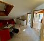 Spacious house with three apartments 600m from the sea in Malinska - pic 40