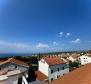 Spacious house with three apartments 600m from the sea in Malinska - pic 5