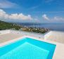 Penthouse in a new building with a rooftop pool above the center of Opatija, idyllic surroundings, for sale - pic 2