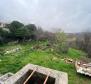 Ancienne villa italienne indépendante de 1912 avec vue sur la mer et jardin de 2 383 m2 à Rijeka, à vendre - pic 18