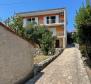 Maison au 1er rang de la mer sur l'île de Cres, à vendre - pic 7