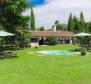 Beautiful villa in Umag outskirts just 250 meters from the sea across green lawns - pic 4