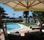 Exceptional villa in Umag first line to the sea, with swimming pool - pic 4