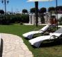 Exceptional villa in Umag first line to the sea, with swimming pool - pic 24