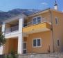 House with sea views on Makarska riviera - pic 14