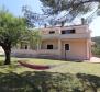 Villa and apartment house in a great location on Rab island in Supetarska Draga - pic 4