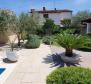 Holiday villa with a fairy garden and swimming pool in Medulin just 500 meters from the sea - pic 4