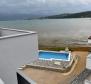 Neues Penthouse am Wasser mit 4 Schlafzimmern in Cizici direkt am Strand, Residenz mit Pool - foto 5