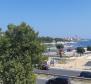 Hiányos szálloda eladó mindössze 50 méterre a tengertől, Split környékén - pic 10
