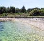 Terrain à vendre à Brac à proximité d'une magnifique plage de galets - pic 9