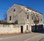 Stone house for modernization in Tinjan, possibility of make 5 residential units - pic 11