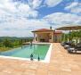 Vouse avec piscine et vue panoramique dans le quartier de Rabac - pic 10