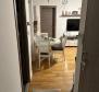 Schöne 2-Zimmer-Wohnung zum Verkauf in Split, mit 2 Garagenplätzen - foto 3